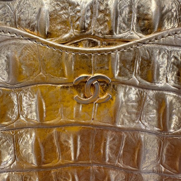 Chanel Gold Crocodile Embossed Calfskin Flat Wallet Pouch - Picture 3 of 6